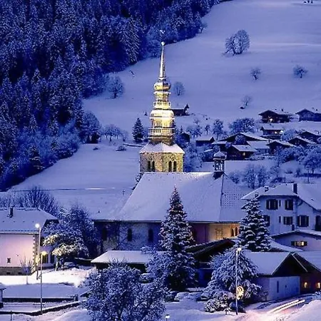 Les Aravis 2* Combloux