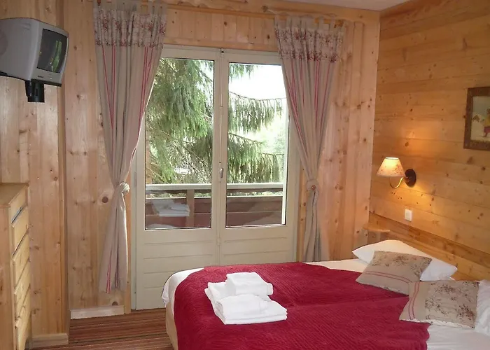 Otel Les Aravis - Combloux